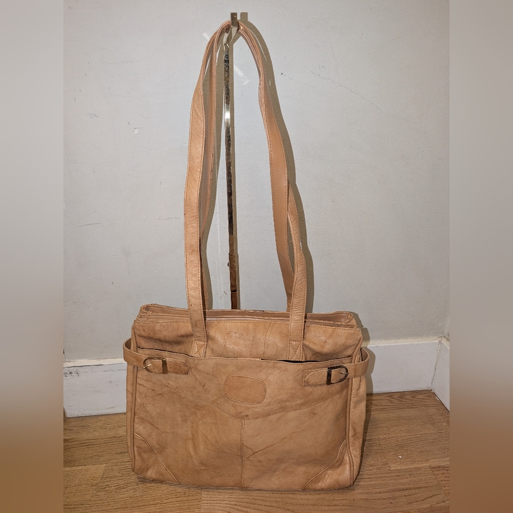 Vintage Tan Leather Shoulder Bag